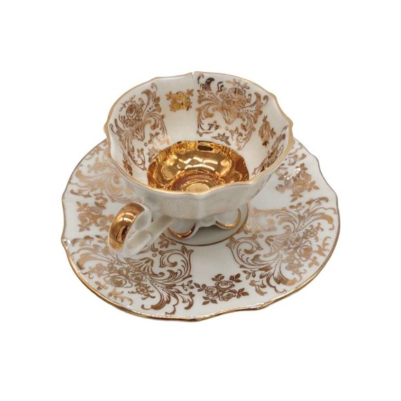 Cup and Saucer Alka Demitasse Bavaria White and 22 K Gold Number 870 - Picture 2 of 6